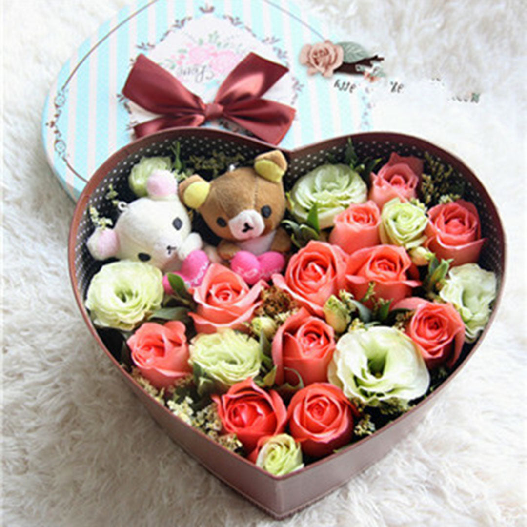 Fresh Flower Delivery in Dubai, UAE. Indoor & Outdoor Plants, Artificial Flowers, Plants & Trees, Succulent, Terrarium & Supplies, Gardening & Plantation, Moss wall, Green wall, Foliage Wall, Flowers for every occasion, Landscape Designing, Dry Flower, Coir Products, Plant Pots, Pets (Birds and Fishes) Aquarium, More..