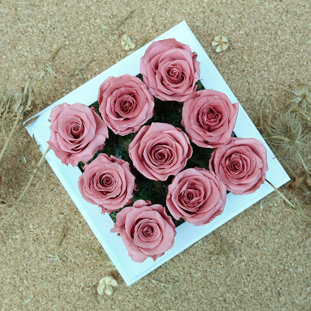 Valentine's-flowers, valentine-roses, valentine-gifts, valentine-online-flowers, flower-shop-for-buy-valentine-flowers, flower-shop-near-me, flower-shop-in-Dubai, flower-shop-in-Abu-Dhabi, valentine's-day-flowers-Dubai,