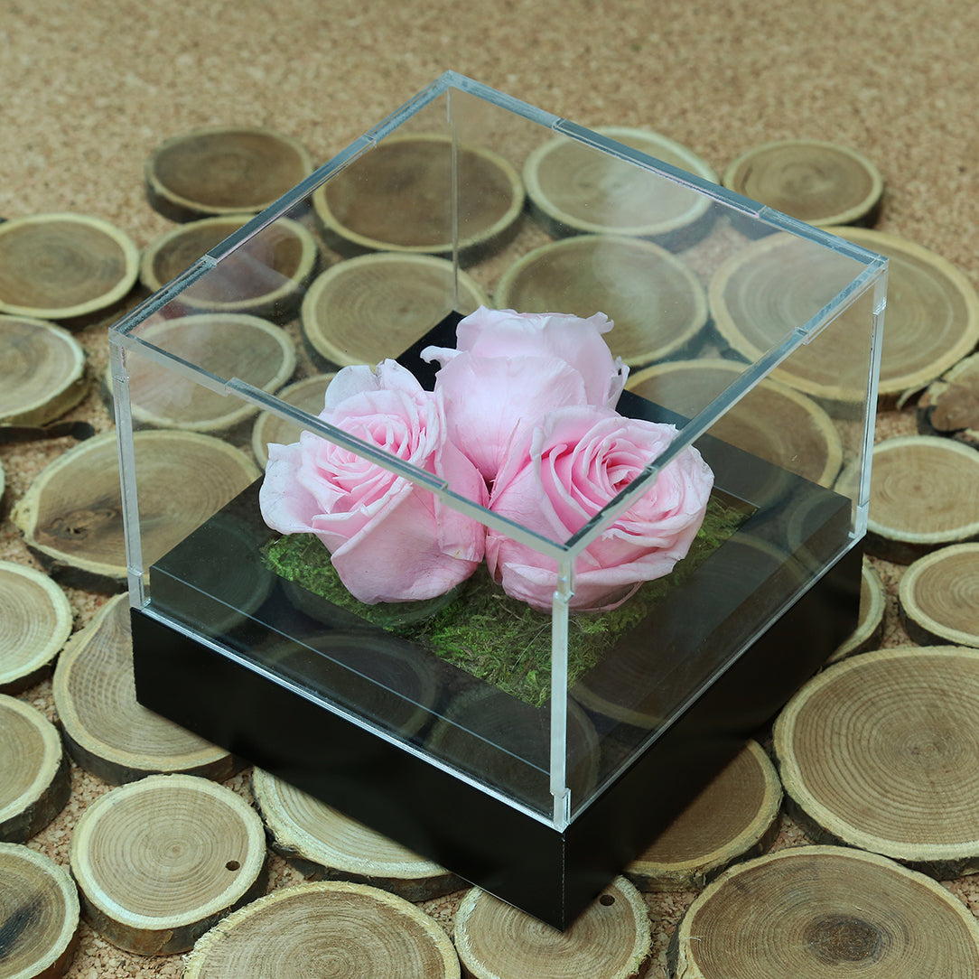 Best Valentine's Day gift for your loved ones! Rose Bouquets, flower arrangements. Valentine’s Day flower collection and delivery in Dubai, Preserved Roses, Single Roses, and Rich Rose is your perfect Valentine’s Day flower delivery service. Same-day Romantic gifts delivery in Dubai, Shop Valentine’s Day Flowers Online