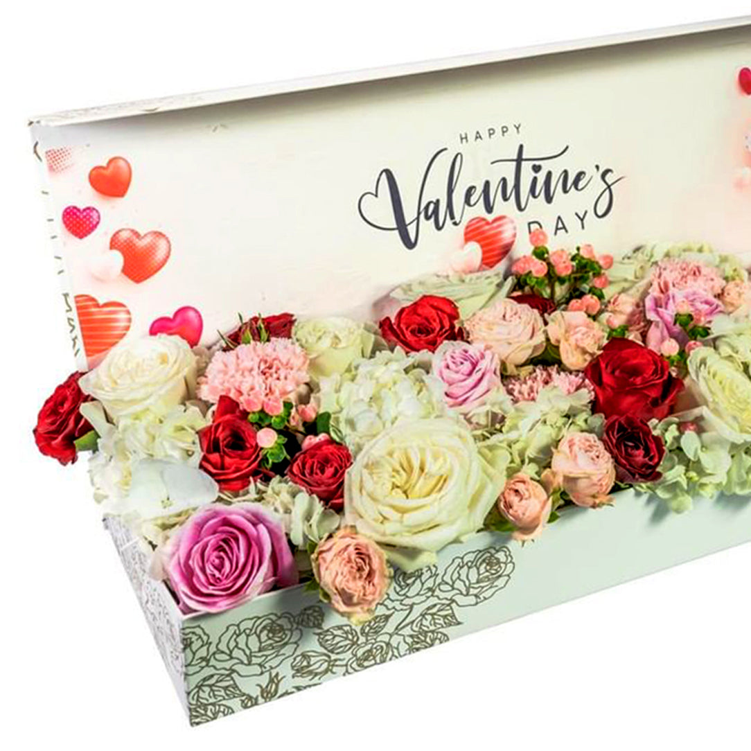 Elegant Long Stemmed mix Rose box