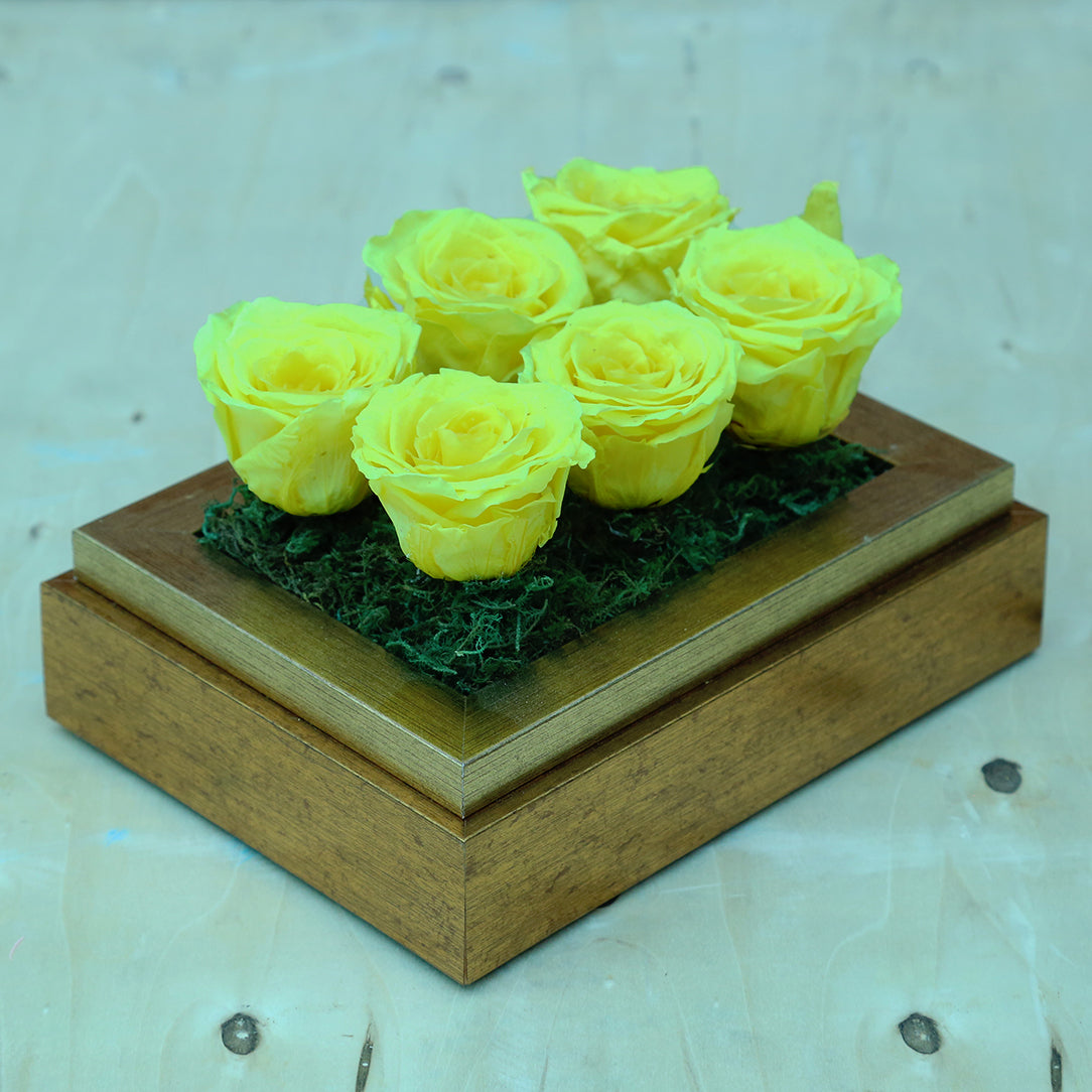 Valentine's-flowers, valentine-roses, valentine-gifts, valentine-online-flowers, flower-shop-for-buy-valentine-flowers, flower-shop-near-me, flower-shop-in-Dubai, flower-shop-in-Abu-Dhabi, valentine's-day-flowers-Dubai, 