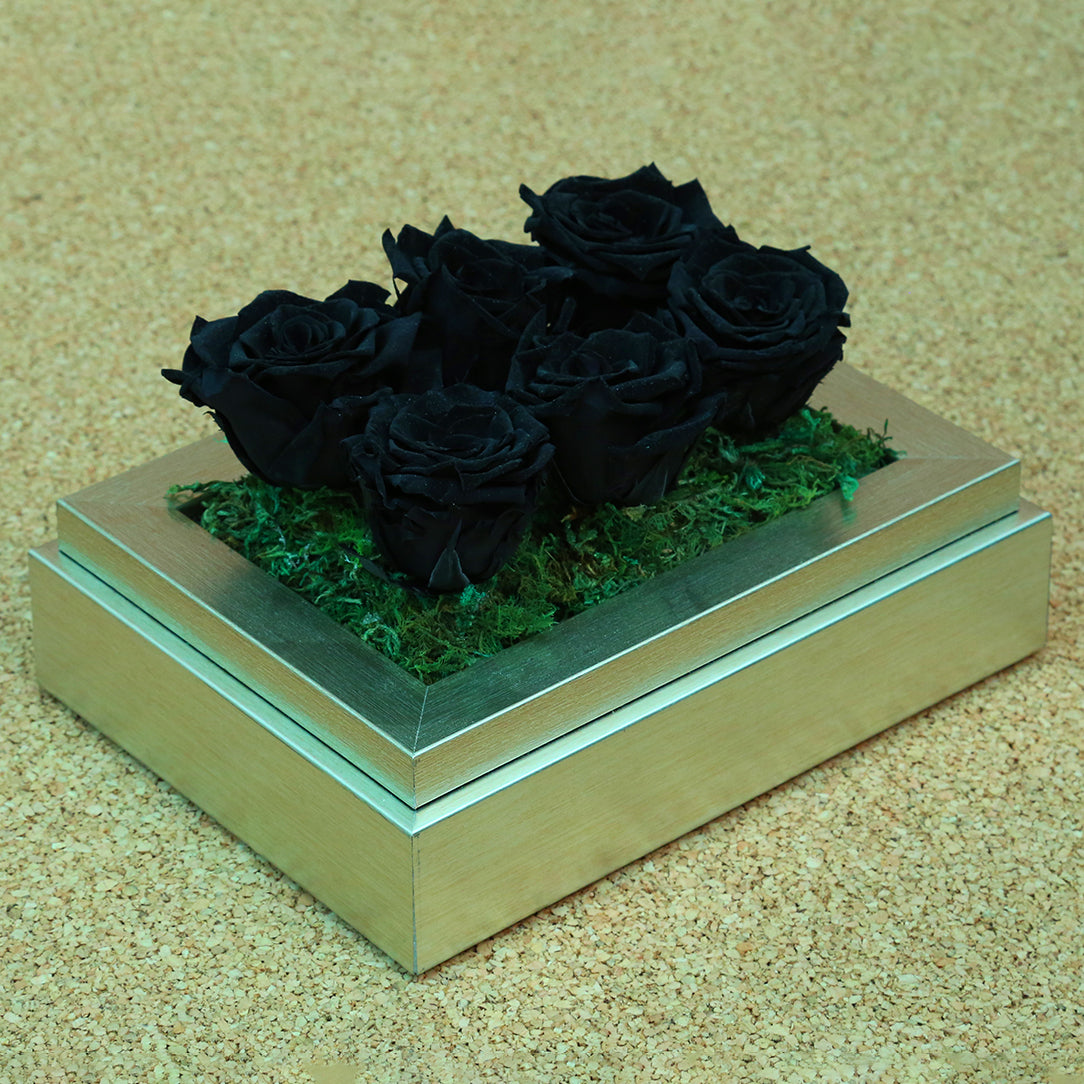 Valentine's-flowers, valentine-roses, valentine-gifts, valentine-online-flowers, flower-shop-for-buy-valentine-flowers, flower-shop-near-me, flower-shop-in-Dubai, flower-shop-in-Abu-Dhabi, valentine's-day-flowers-Dubai, 